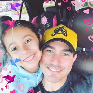 Meet your Posher, Tomas